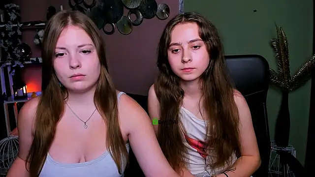 Snapshot of rebecca_smile chatting on November 12, 2025, 8:08 pm rebecca smile online show from November 12, 2025, 8:08 pm