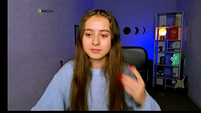 Snapshot of rebecca_smile chatting on November 18, 2025, 2:21 pm rebecca smile online show from November 18, 2025, 2:21 pm