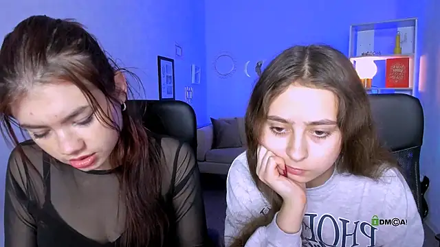 Snapshot of rebecca_smile chatting on November 24, 2025, 1:33 pm rebecca smile online show from November 24, 2025, 1:33 pm