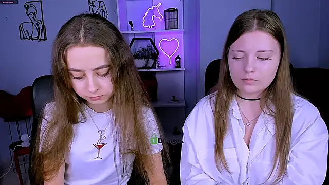 Snapshot of rebecca_smile chatting on November 28, 2025, 1:25 pm rebecca smile online show from November 28, 2025, 1:25 pm