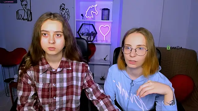 Snapshot of rebecca_smile chatting on December 22, 2025, 1:19 pm rebecca smile online show from December 22, 2025, 1:19 pm