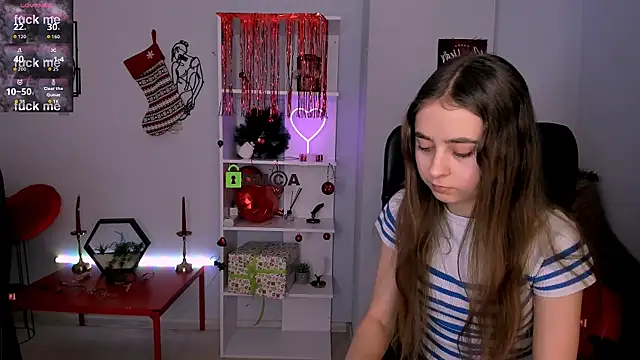 Snapshot of rebecca_smile chatting on January 10, 2026, 8:32 pm rebecca smile online show from January 10, 2026, 8:32 pm