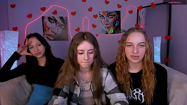 Snapshot of rebecca_smile chatting on February 12, 2026, 8:15 pm rebecca smile online show from February 12, 2026, 8:15 pm