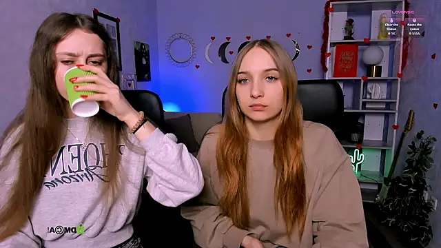 Snapshot of rebecca_smile chatting on February 21, 2026, 10:16 am rebecca smile online show from February 21, 2026, 10:16 am