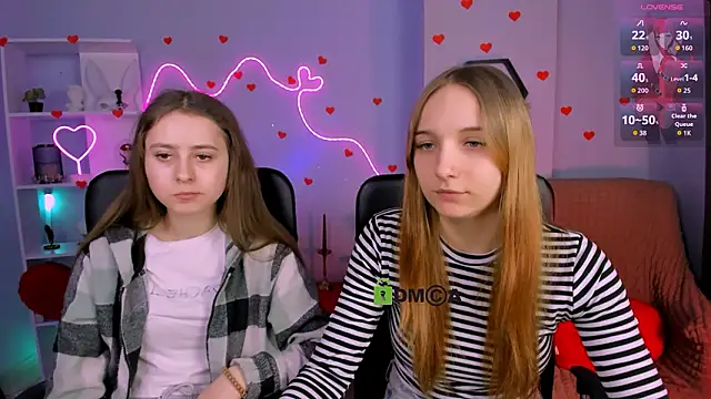 Snapshot of rebecca_smile chatting on February 23, 2026, 1:19 pm rebecca smile online show from February 23, 2026, 1:19 pm