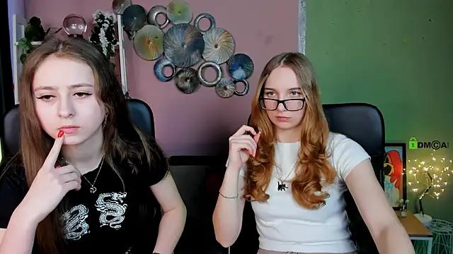 Snapshot of rebecca_smile chatting on February 26, 2026, 1:10 pm rebecca smile online show from February 26, 2026, 1:10 pm