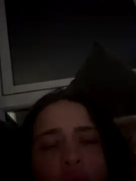 Snapshot of Roxy_30 chatting on November 14, 2025, 5:22 pm Roxy 30 online show from November 14, 2025, 5:22 pm