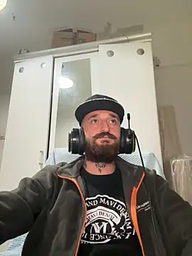 krerem online show from December 2, 2025, 6:03 pm