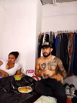 kingbickcockDn online show from December 3, 2025, 7:23 pm