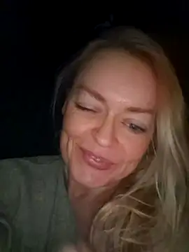 demidelightfulxx online show from October 26, 2025, 7:20 pm