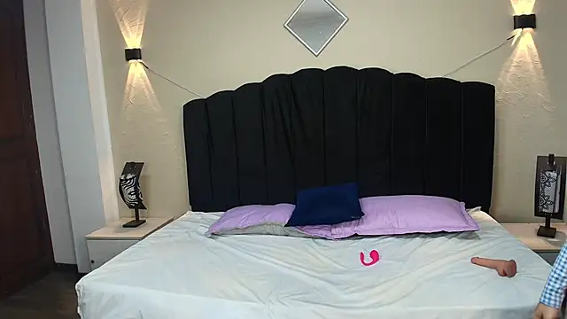 GabySweett  online show from November 21, 2025, 12:15 pm