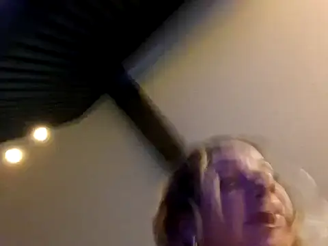 Snapshot of WhimsicalBirdette chatting on October 13, 2025, 9:59 pm WhimsicalBirdette online show from October 13, 2025, 9:59 pm