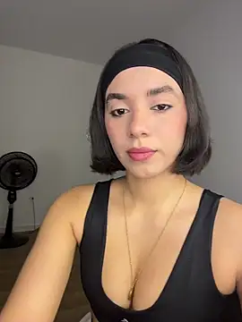 Capricho 01 online show from April 4, 2026, 6:16 pm