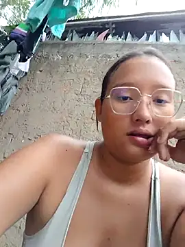 young dairy01 online show from November 25, 2025, 11:43 am