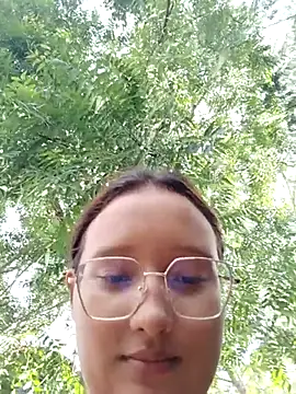 young dairy01 online show from November 26, 2025, 11:55 am