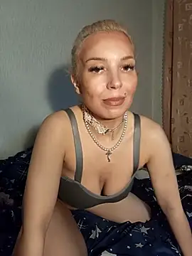 Conny Shellie online show from November 3, 2025, 7:37 pm