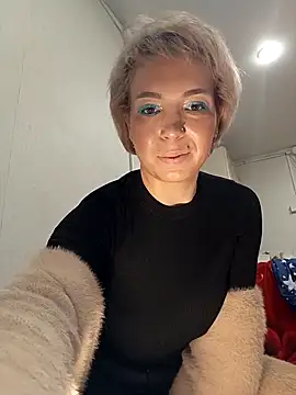 Snapshot of Conny_Shellie chatting on December 18, 2025, 10:49 pm Conny Shellie online show from December 18, 2025, 10:49 pm