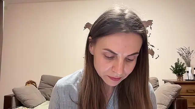 AnnieLove7722 online show from December 17, 2025, 12:00 pm