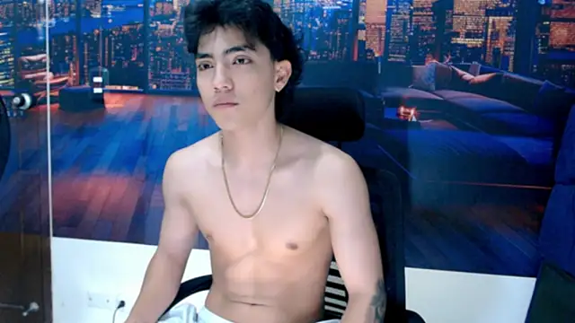 Snapshot of RomeoMillerr chatting on November 27, 2025, 6:48 am RomeoMillerr online show from November 27, 2025, 6:48 am