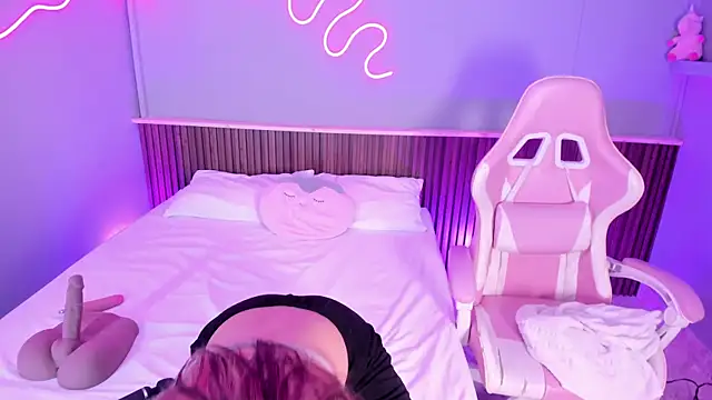 Snapshot of Athenea__fox chatting on April 13, 2026, 11:59 am Athenea fox online show from April 13, 2026, 11:59 am