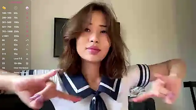 Ur neighbor Kira online show from July 3, 2026, 1:17 pm