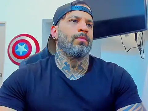 Snapshot of JoshRigby chatting on December 2, 2025, 8:26 pm JoshRigby online show from December 2, 2025, 8:26 pm