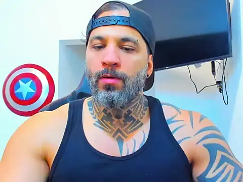 Snapshot of JoshRigby chatting on December 3, 2025, 8:07 pm JoshRigby online show from December 3, 2025, 8:07 pm