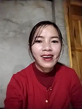 Snapshot of lmc-zz chatting on February 19, 2026, 12:28 am lmc-zz online show from February 19, 2026, 12:28 am