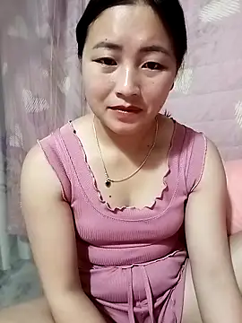 Snapshot of buddy-sexy chatting on May 6, 2026, 12:52 am buddy-sexy online show from May 6, 2026, 12:52 am