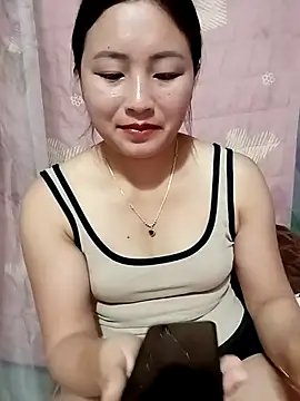 Snapshot of buddy-sexy chatting on May 6, 2026, 12:54 pm buddy-sexy online show from May 6, 2026, 12:54 pm