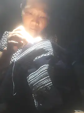 Snapshot of bree-zz chatting on October 7, 2025, 4:09 am bree-zz online show from October 7, 2025, 4:09 am