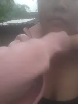 bree-zz online show from November 11, 2025, 11:49 pm