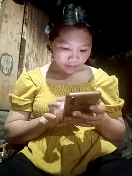 bree-zz online show from March 4, 2026, 1:06 pm