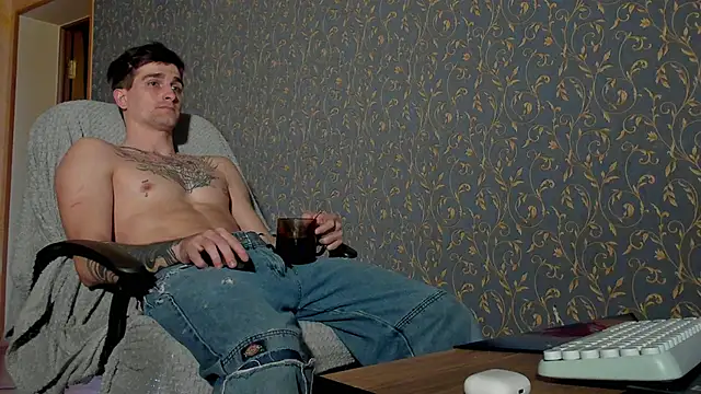 Snapshot of sweet_smith8 chatting on January 13, 2026, 4:40 am sweet smith8 online show from January 13, 2026, 4:40 am