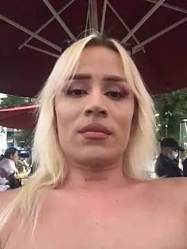 alexawinterrr online show from December 15, 2025, 10:58 pm