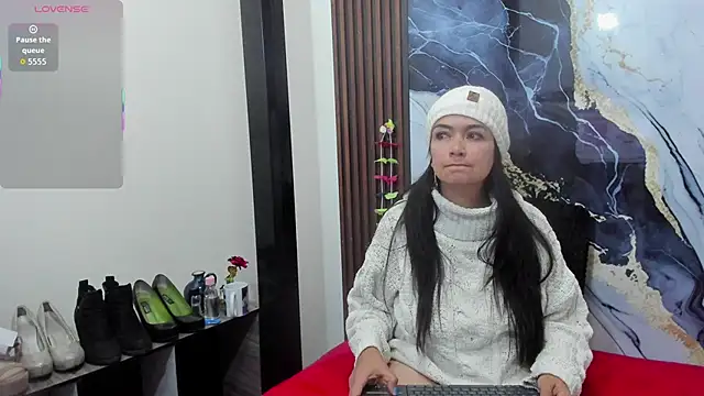 angelinee39 online show from October 24, 2025, 9:17 am