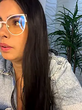 Valka Ross online show from November 27, 2025, 8:44 pm