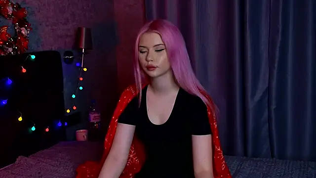 AshleyNikoo online show from December 14, 2025, 5:40 pm