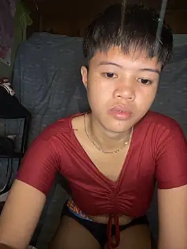 Snapshot of Obre17 chatting on October 2, 2025, 3:13 am Obre17 online show from October 2, 2025, 3:13 am