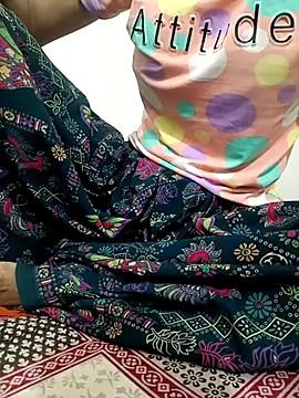 Snapshot of kavita_bhabi chatting on October 13, 2025, 5:13 pm kavita bhabi online show from October 13, 2025, 5:13 pm