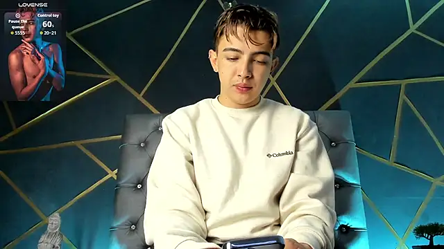 Snapshot of Lian_Miller1_ chatting on January 6, 2026, 12:20 pm Lian Miller1 online show from January 6, 2026, 12:20 pm