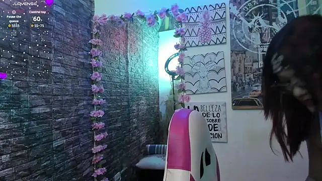 valery  star online show from October 13, 2025, 1:33 pm