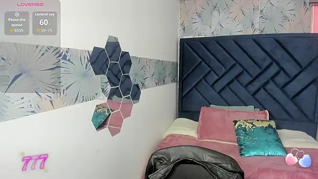 Valery More   online show from March 12, 2026, 1:06 pm