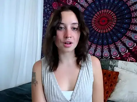 Snapshot of AdalynKiss chatting on October 28, 2025, 1:14 pm AdalynKiss online show from October 28, 2025, 1:14 pm