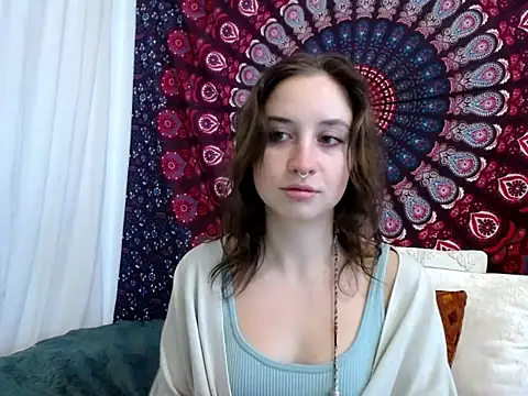 Snapshot of AdalynKiss chatting on December 2, 2025, 7:25 am AdalynKiss online show from December 2, 2025, 7:25 am