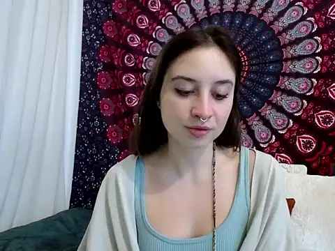 Snapshot of AdalynKiss chatting on December 4, 2025, 7:17 am AdalynKiss online show from December 4, 2025, 7:17 am