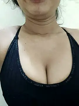 Snapshot of Meenu_rani6 chatting on July 31, 2026, 5:34 pm Meenu rani6 online show from July 31, 2026, 5:34 pm