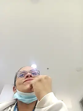 QueenBDSM online show from November 30, 2025, 5:28 pm