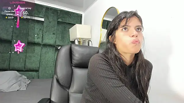 Snapshot of Misaki_Kai chatting on November 30, 2025, 6:17 am Misaki Kai online show from November 30, 2025, 6:17 am