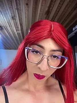 Snapshot of NICOLLE__12 chatting on May 15, 2026, 4:30 am NICOLLE 12 online show from May 15, 2026, 4:30 am